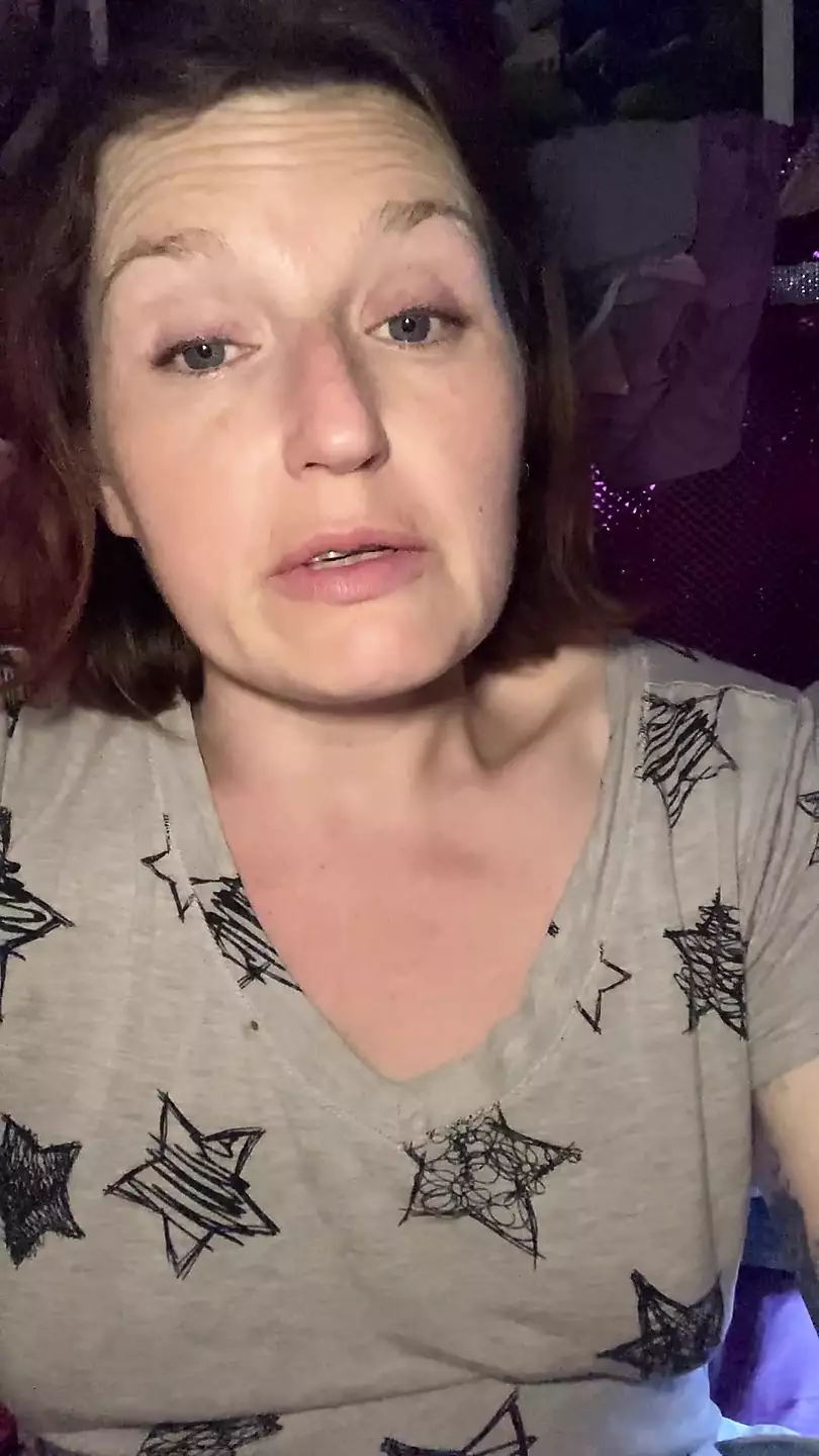 Wanking at bedtime results in me talking jibberish as the effects take hold