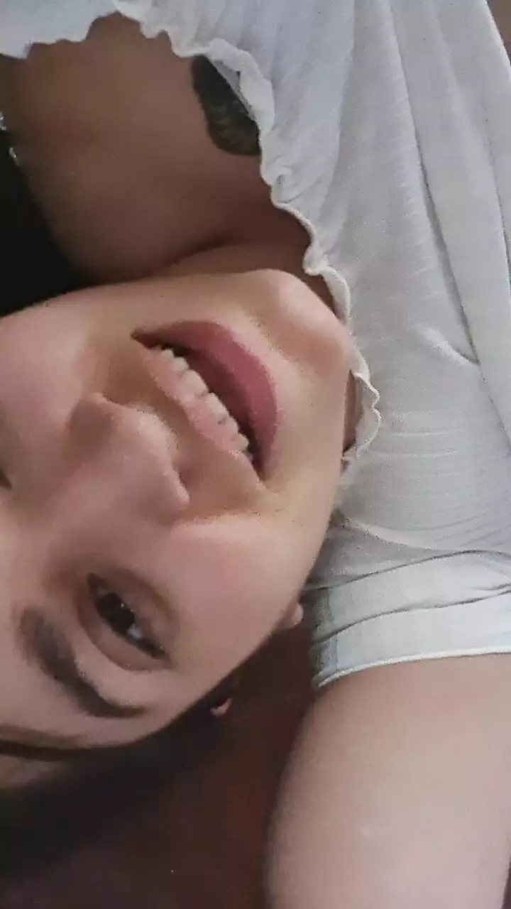 Mom jerking makes squirt cream