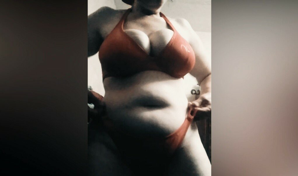 Pt.2 My Real stepmom 57 year old .She shows me her new Bikini.Homemade 009