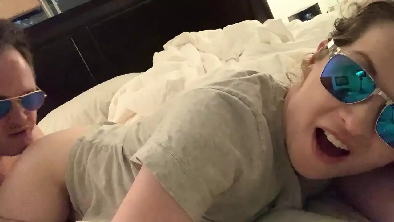 Blonde MILF loves rimming and getting rimmed