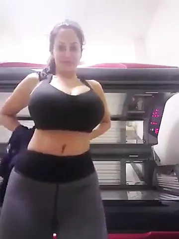 Indian gf showing big boob in a restaurant.
