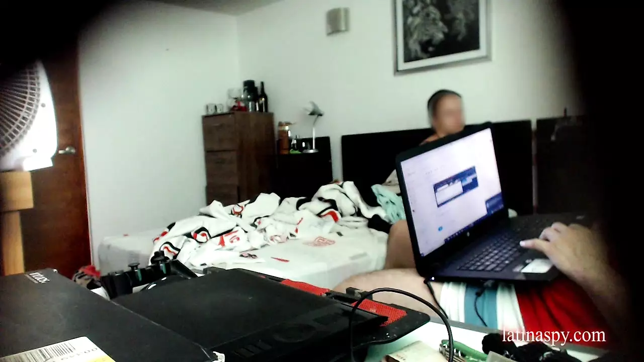 Boss penetrates his sexy big breasted maid after she jerks him off