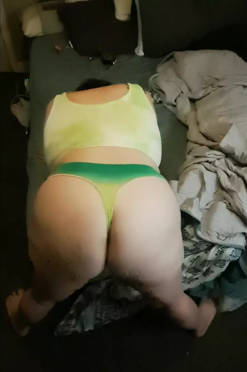 shaking my ass having some fun