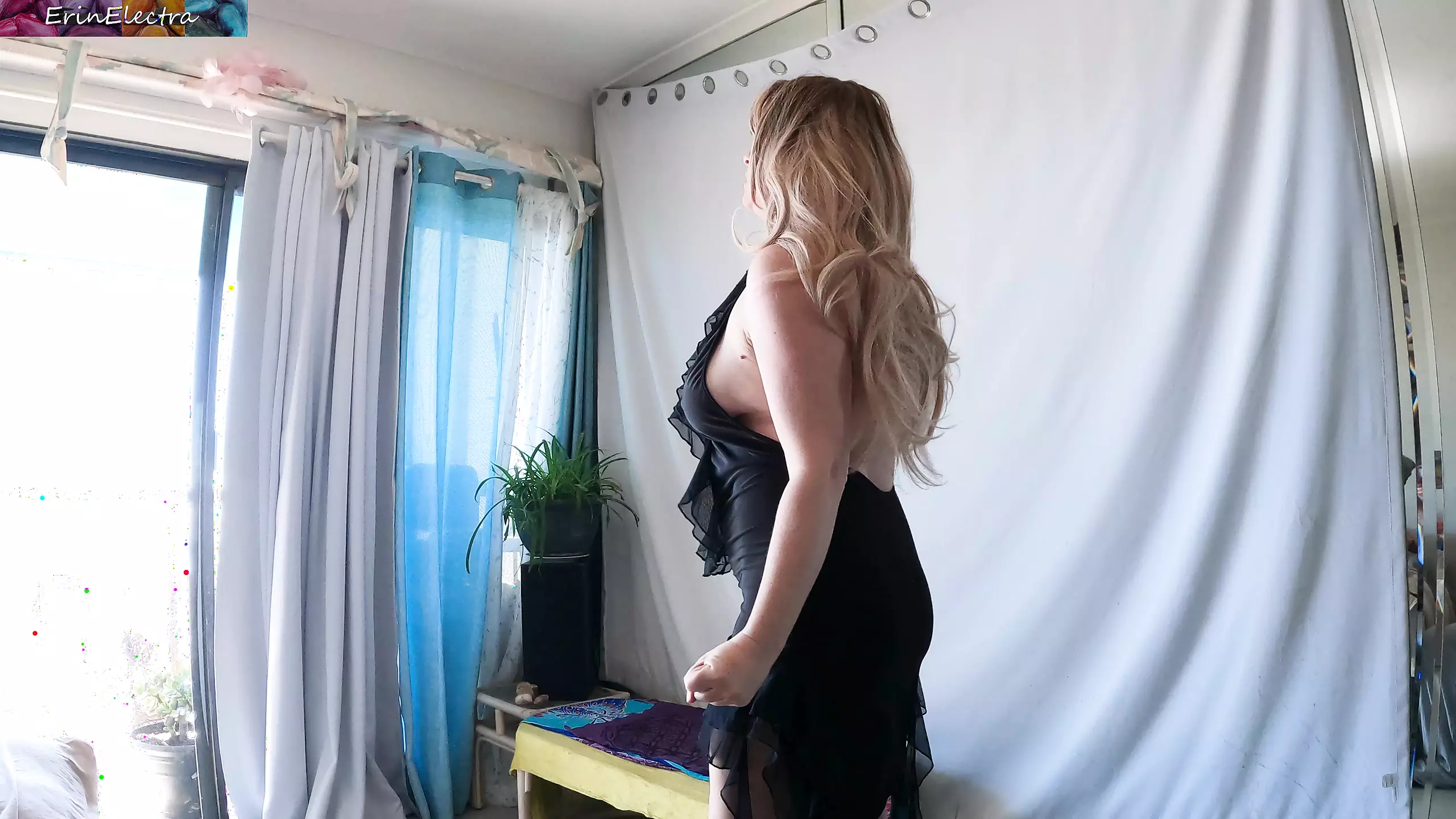Stepmom losses a bet and has to pay up