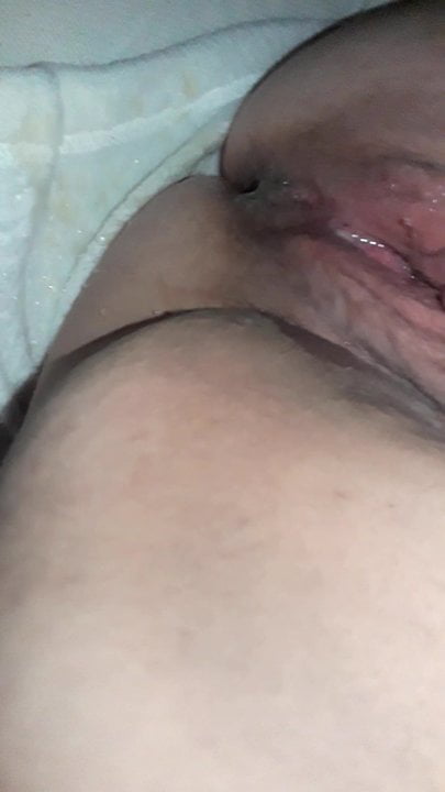 Je souille tout le lit tellement je jouis part 4