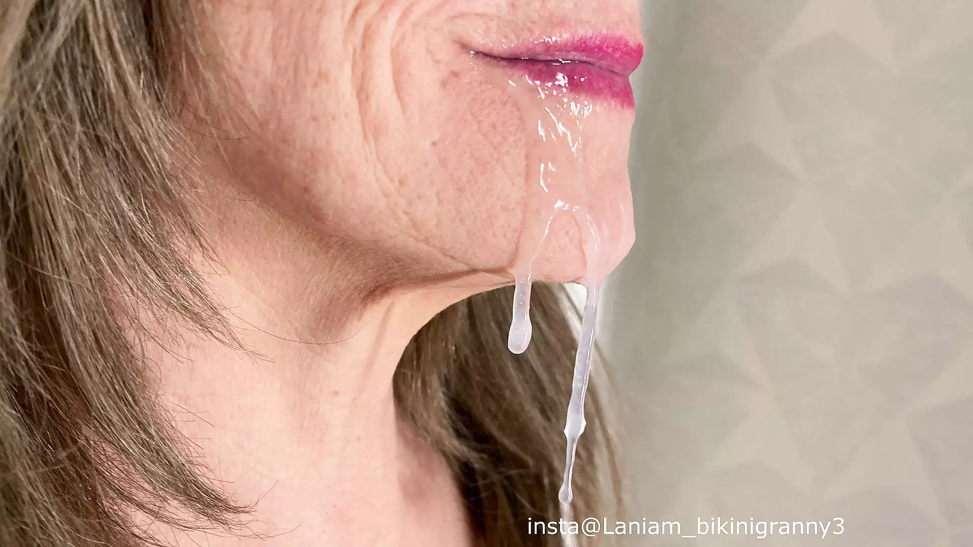 Milf closeup swallow semen cum in mouth huge load