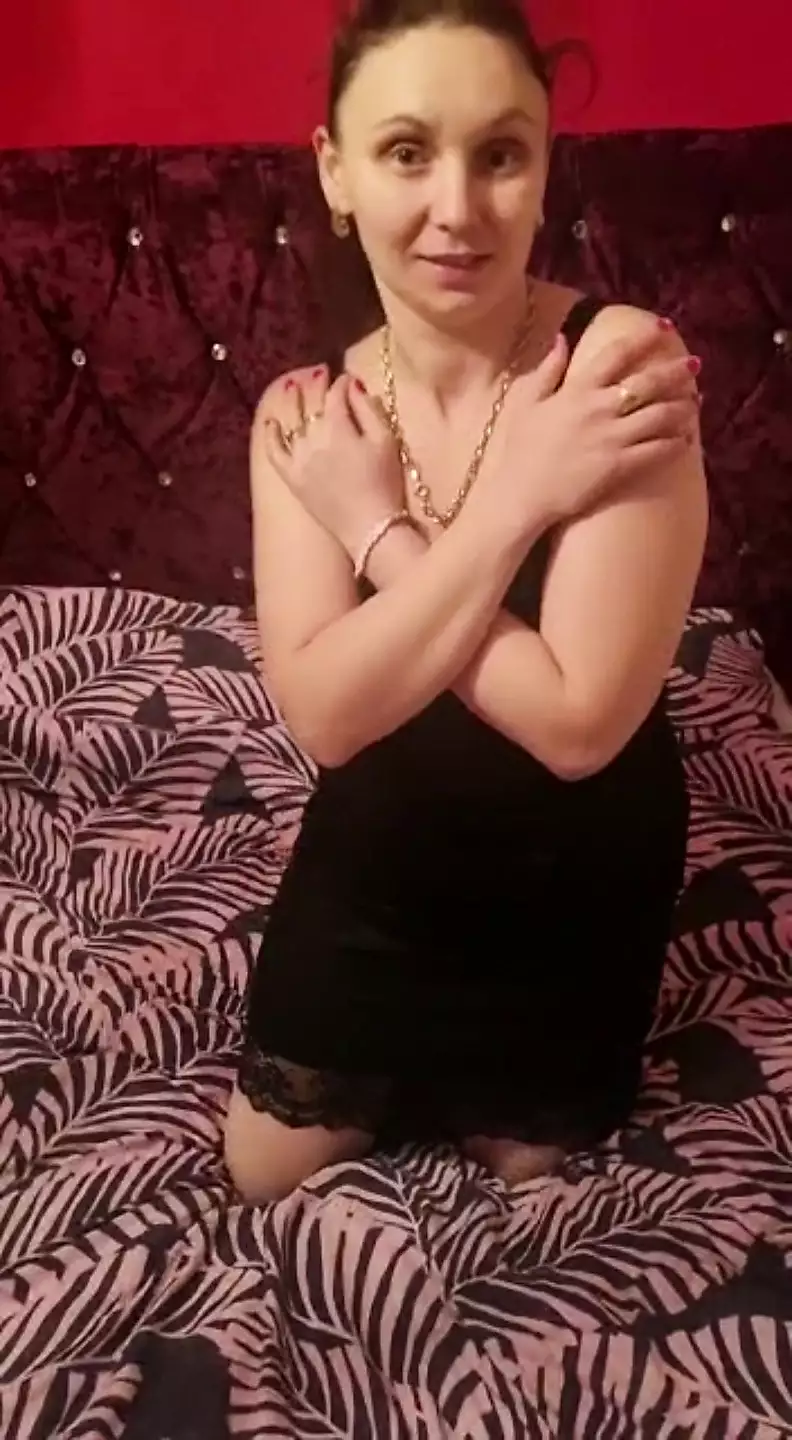Real amateur homemade famous milf solo teasing onlyfans leaked