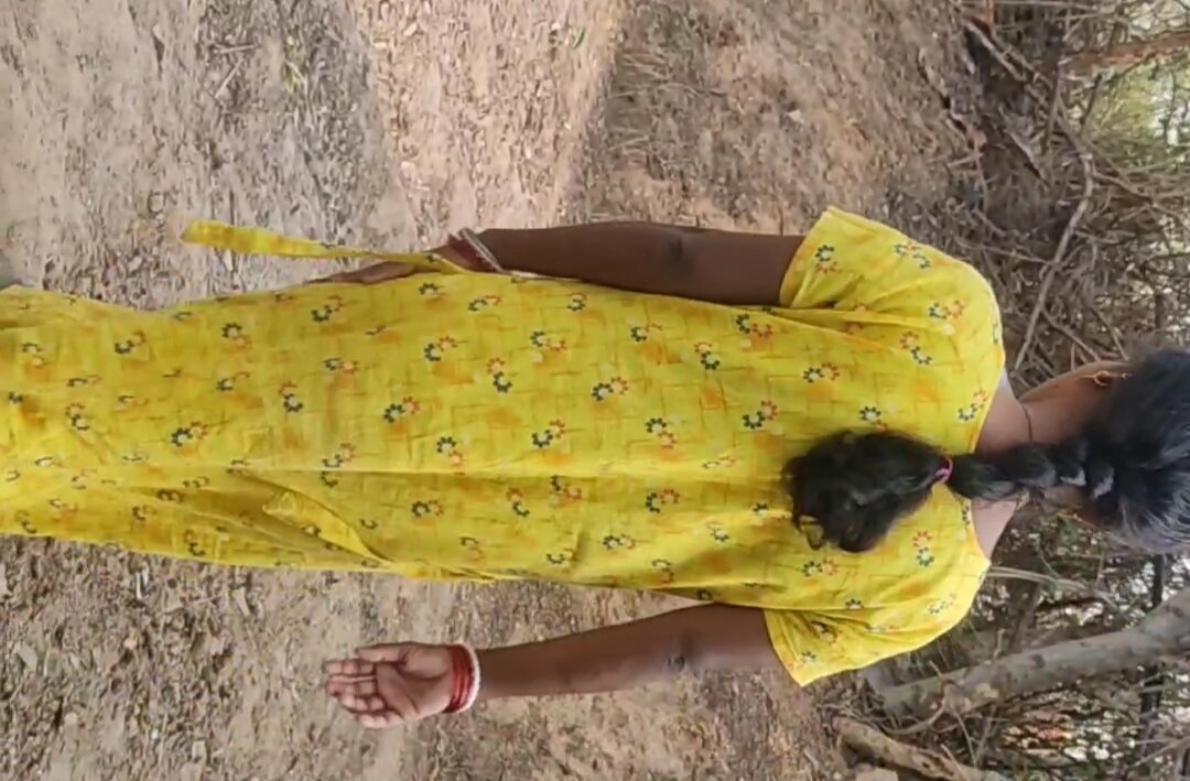 Bhabhi ki dost ko jungl se Ghar bula kar maza liya Dorckpont0
