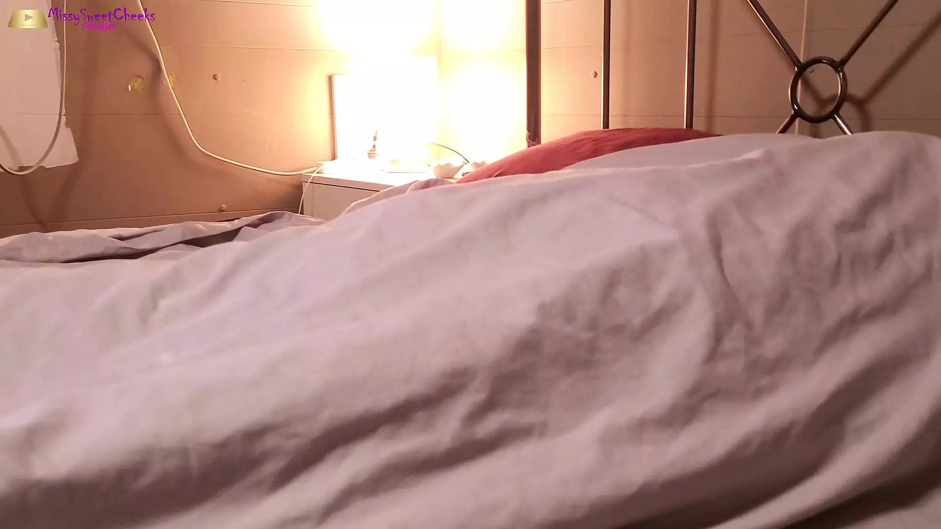 Wake up with blowjob, I swallow it all.