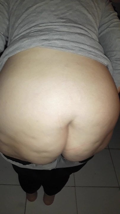 Bigboobs ass