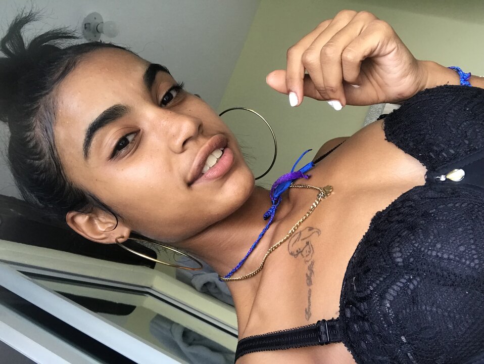 Mama Rica pulls her vagina sideways in her black boxer shorts