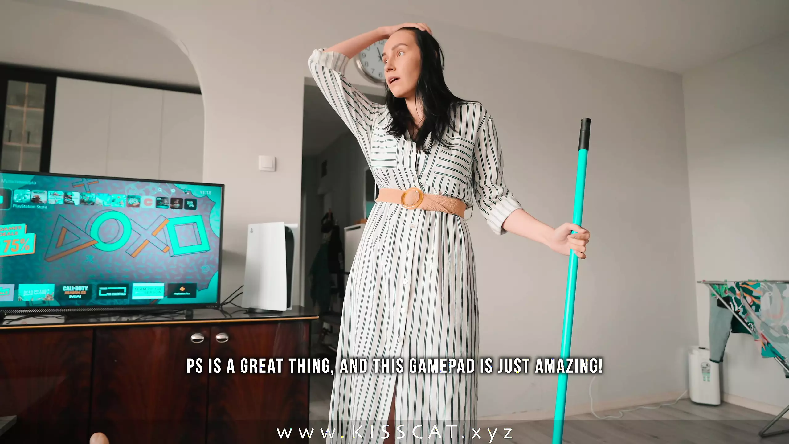 Stepmom as fuck doll. Step son freeze step mommy for sex and face fuck. She hates cum - Kisscat