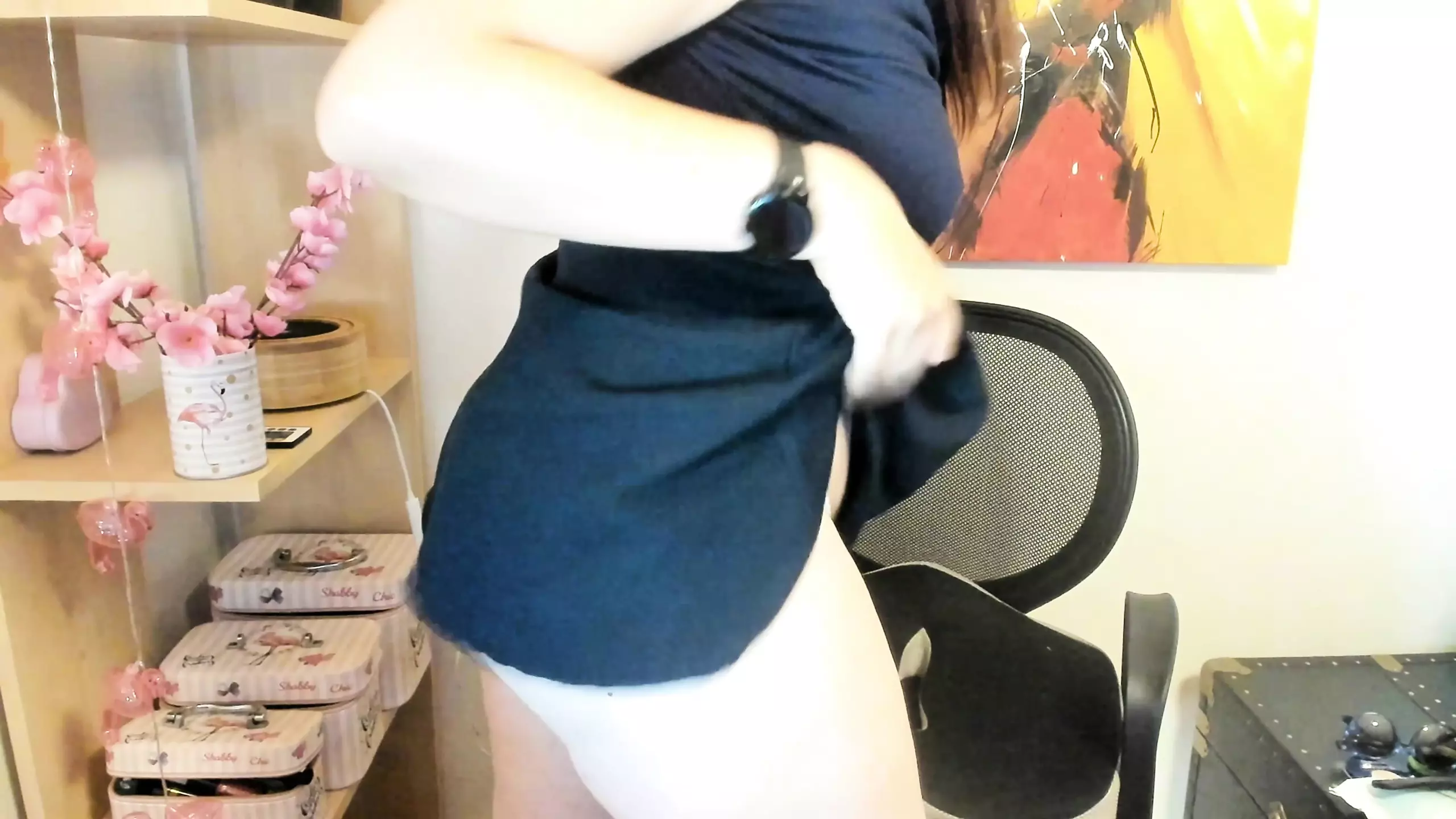 Nicoletta masturbates and drinks her warm piss in a crystal glass
