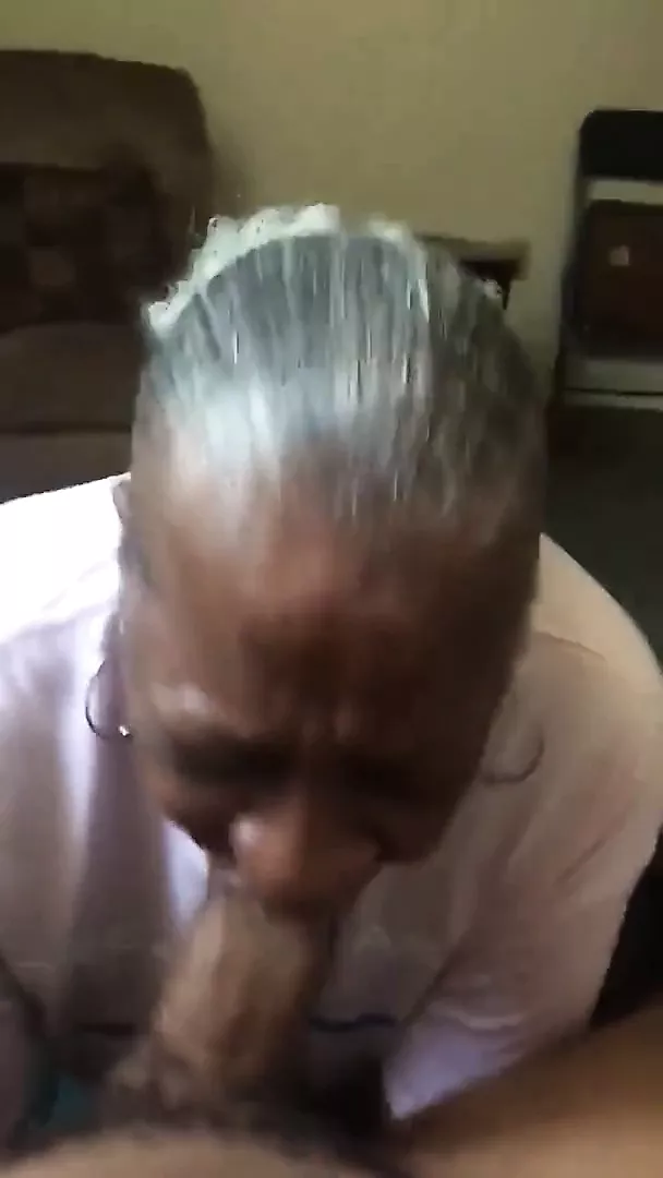 Come and grandma mouth for the $20