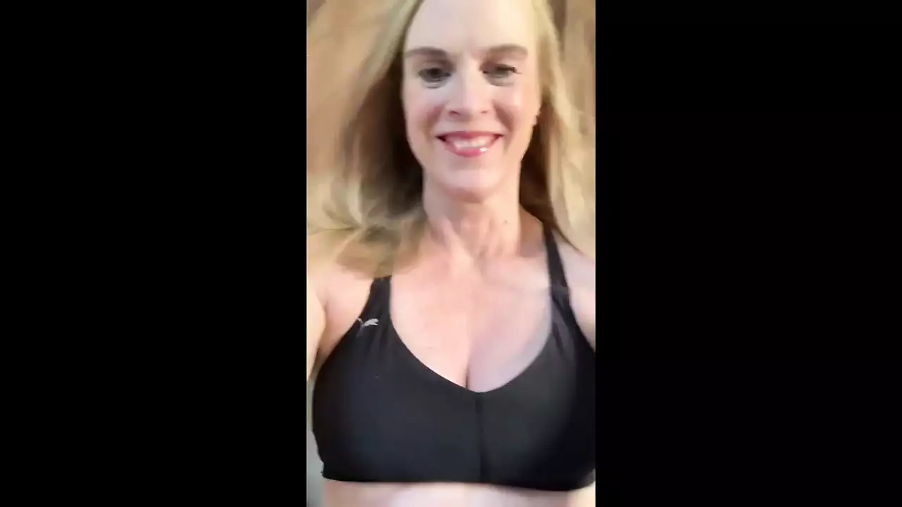 Hot German milf shows her long awesome pussy lips