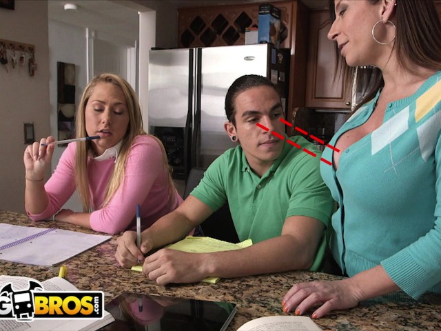 BANGBROS - Stepmom Sara Jay Seduces Carter Cruise and Peter Green Into A Threesome