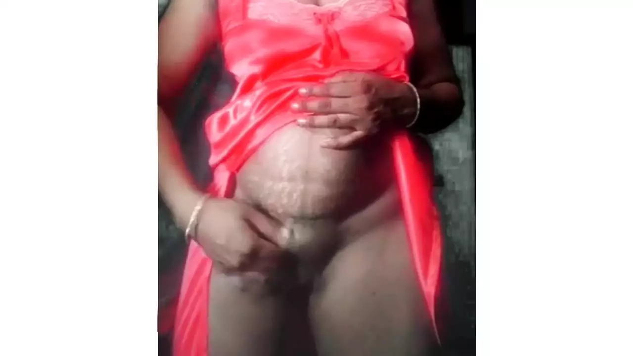 Shakib Khan having sex with his beautiful heroine Apu Biswas - Bangla audio