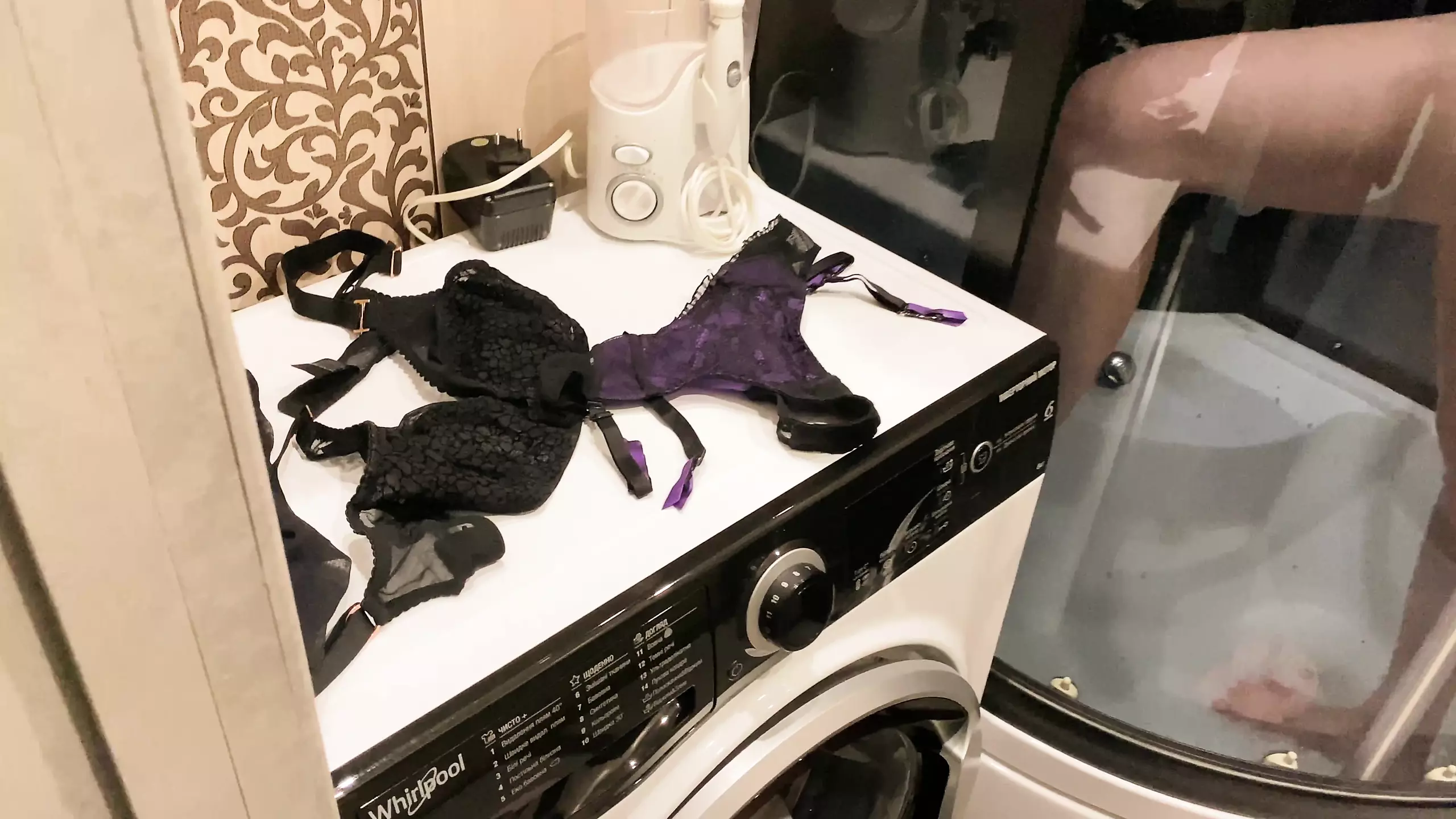 Friend's StepMom Fucked Me For See On Her In The Bathroom - Russian Amateur with Dialogue