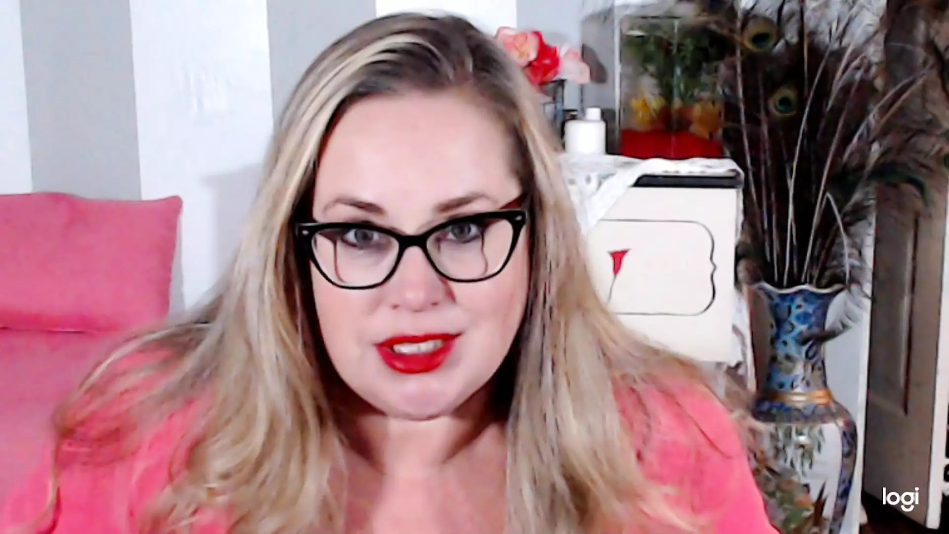 Mature White Lady Flirts with BBC