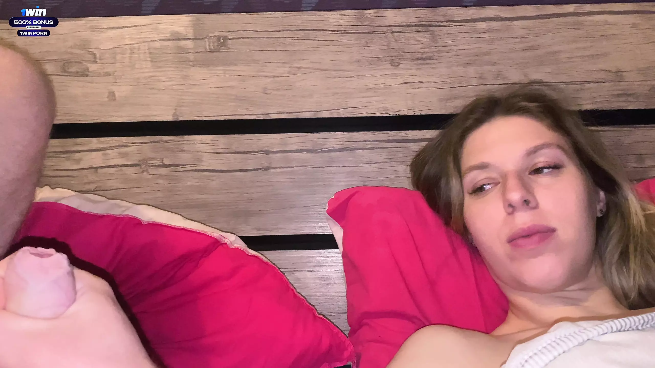 Surprise Cumshot For Stepmother - Family Fuck