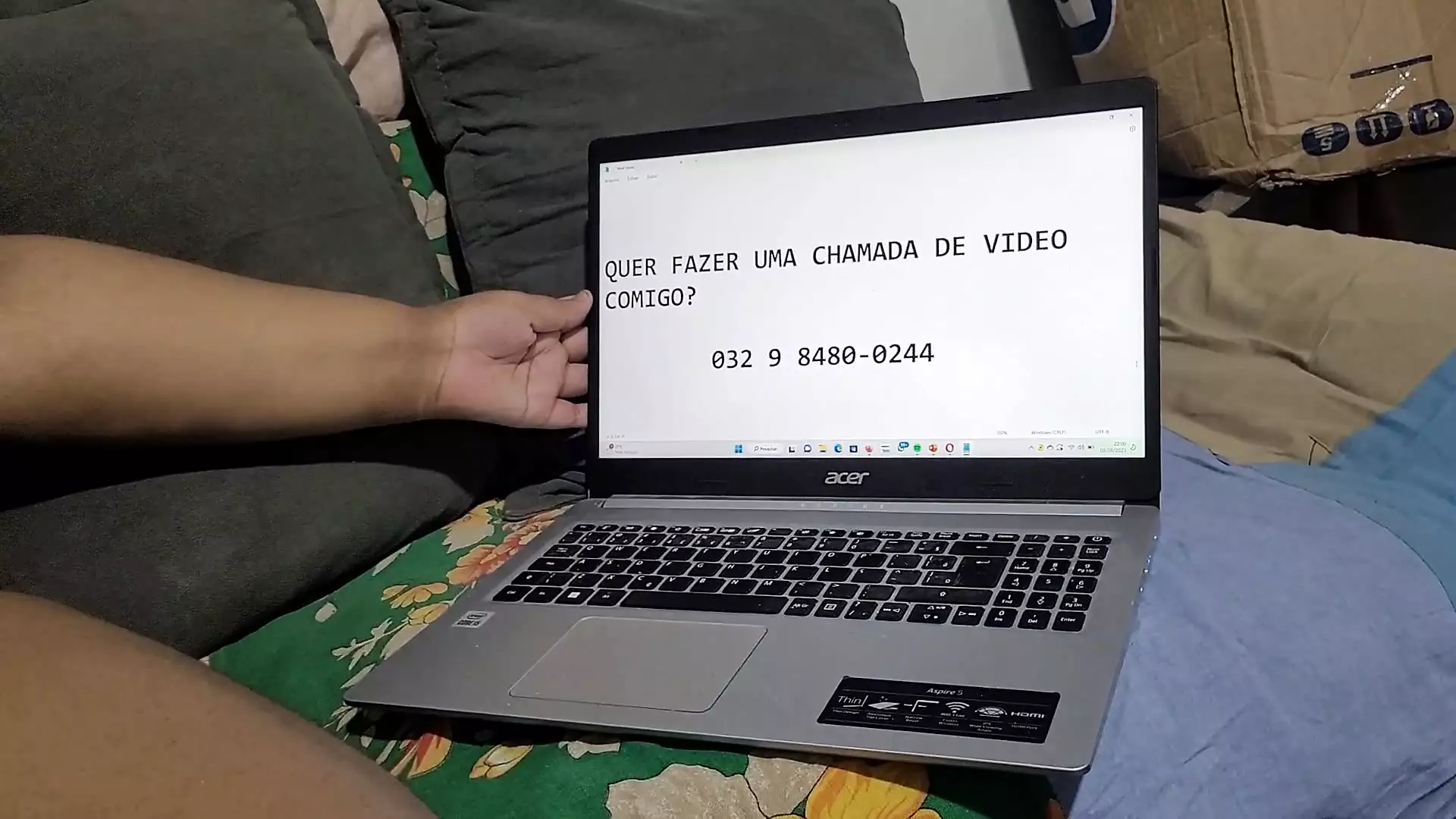 Enteado fode grande buceta de sua madrasta e goza na buceta de sua madrasta