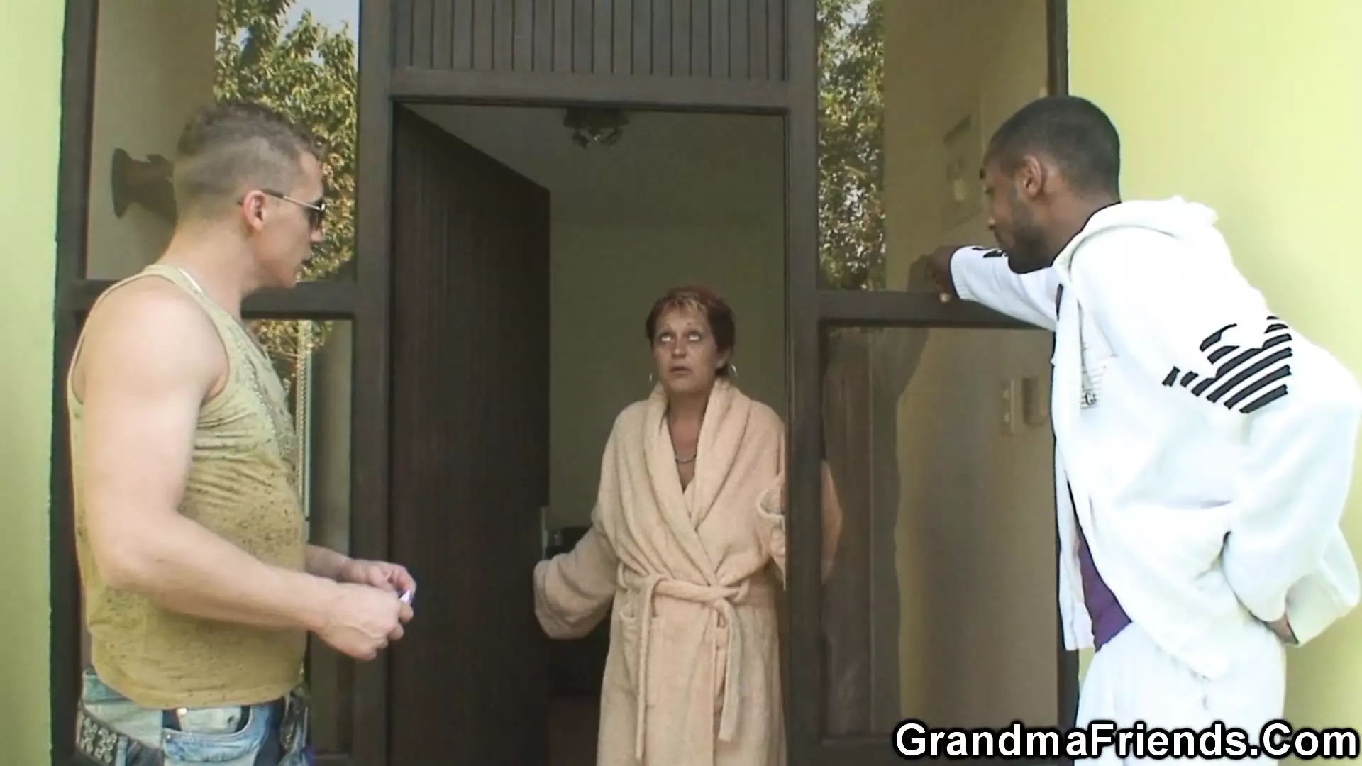 Old shaved pussy mature interracial threesome
