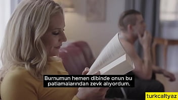 Young boy fucks his hot and sexy stepmom.Turkish subtitled porn.