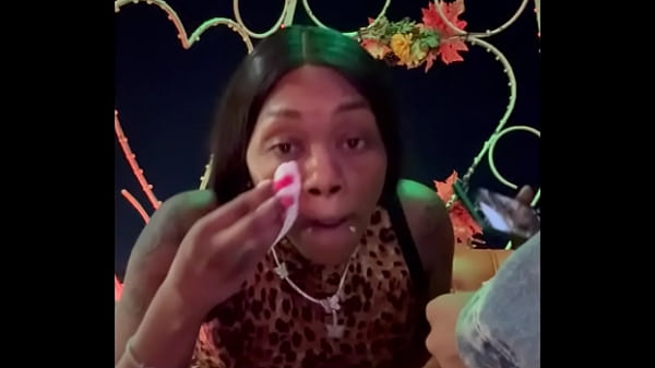 Carriage ride facial with cum walk