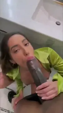 The SIZE Of That Thing.. It Doesn't Even Fit In Her Mouth..  😵