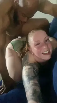 I fucking love Milfs, they always fold to a good BBC dicking.